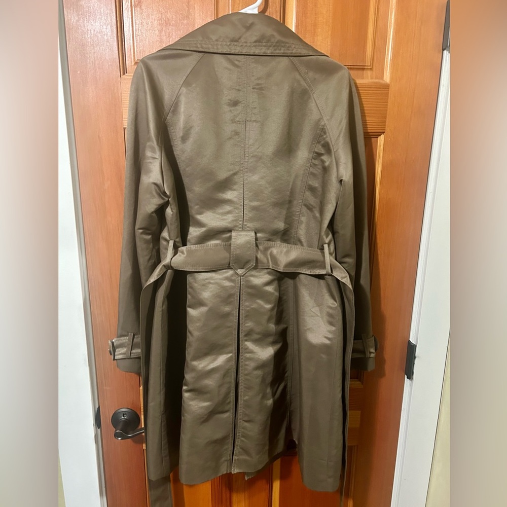 Zara Women’s XL Rain Coat - Picture 4 of 5